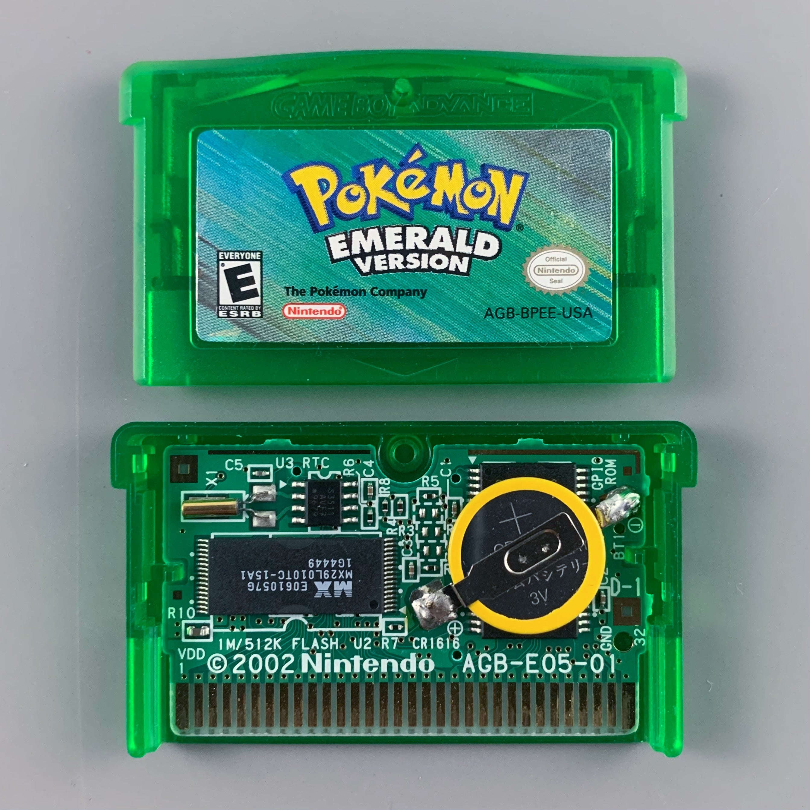 Pokemon Emerald Version Nintendo Game Boy Advance. GBA Cart With